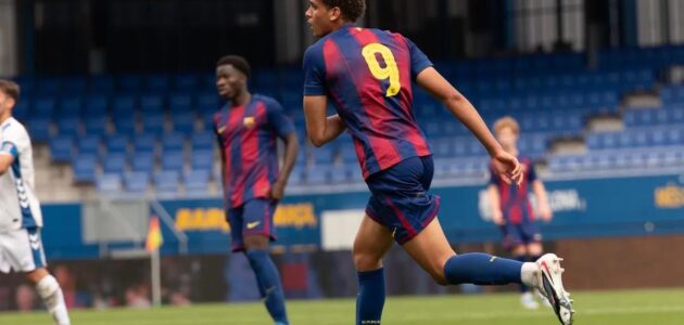 زلزال في الكامب نو.. جماهير برشلونة تنتفض بعد شراء حمزة عبد الكريم نهائياً: أفضل من ألفاريز!