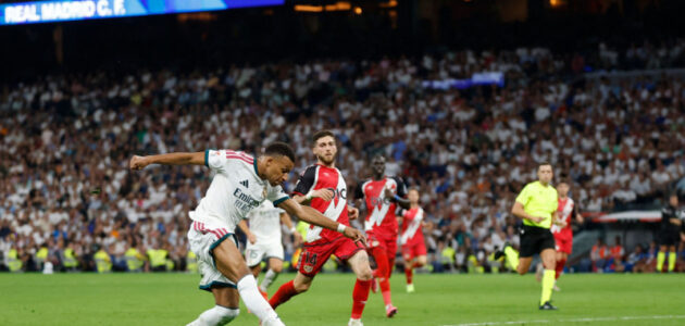 ثنائية مبابي تضيء سماء مدريد: ريال يحقق فوزاً 4-1 على ريع فاييكانو