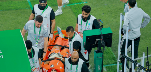 نواف العقيدي يثير الرعب: إصابة حارس المنتخب السعودي في الدقائق الأخيرة