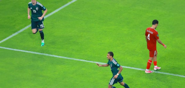 المنتخب السعودي يفتح منافساته بفوز ثالث على الكويت في كأس الخليج العربي