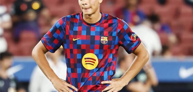 برشلونة يسرق قلب حمزة عبد الكريم: تفاصيل التعاقد الجديد وإعادة صياغة بند الشرط الجزائي