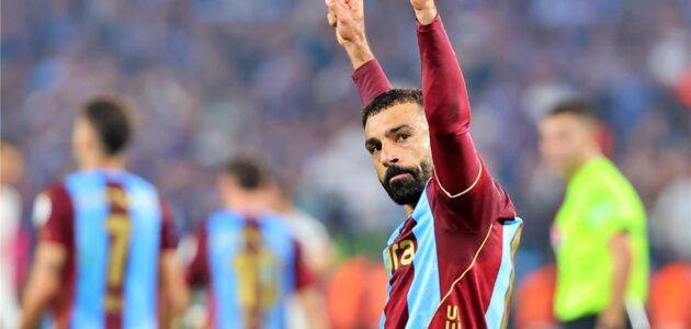 طرابزون سبور يسطع برباعية نظيفة على جالطة سراي: هاتريك محمد صلاح يرفع الفريق إلى المركز السادس