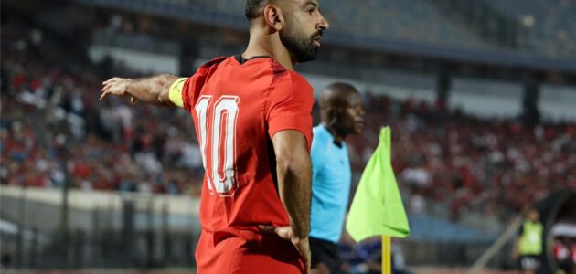 مباراة محمد صلاح ضد جنوب إفريقيا: غموض يكتنف قرار الغياب على أرض العشب الصناعي